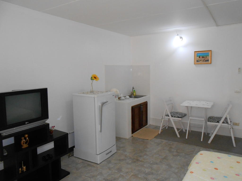 Mt-Room Pak Kret Quarto foto