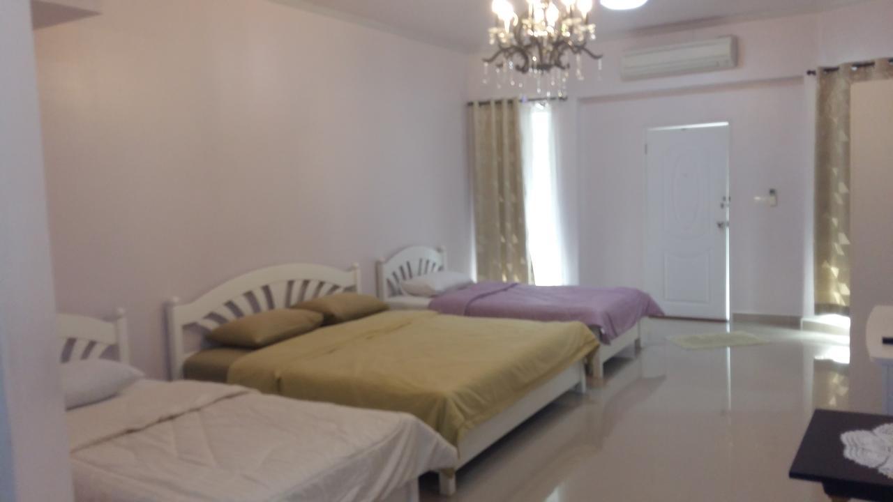 Mt-Room Pak Kret Quarto foto